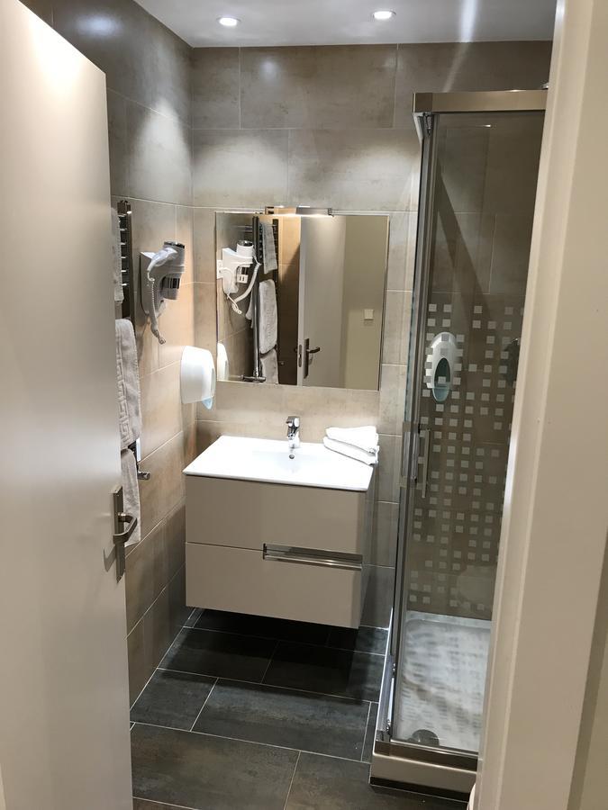 Apartamentos Apolo Мадрид Екстер'єр фото