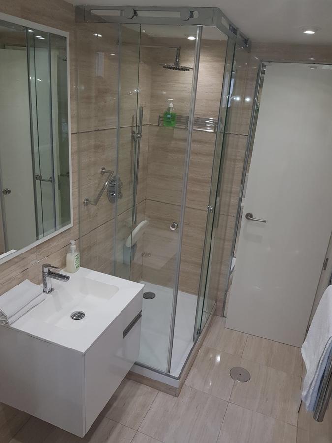 Apartamentos Apolo Мадрид Екстер'єр фото