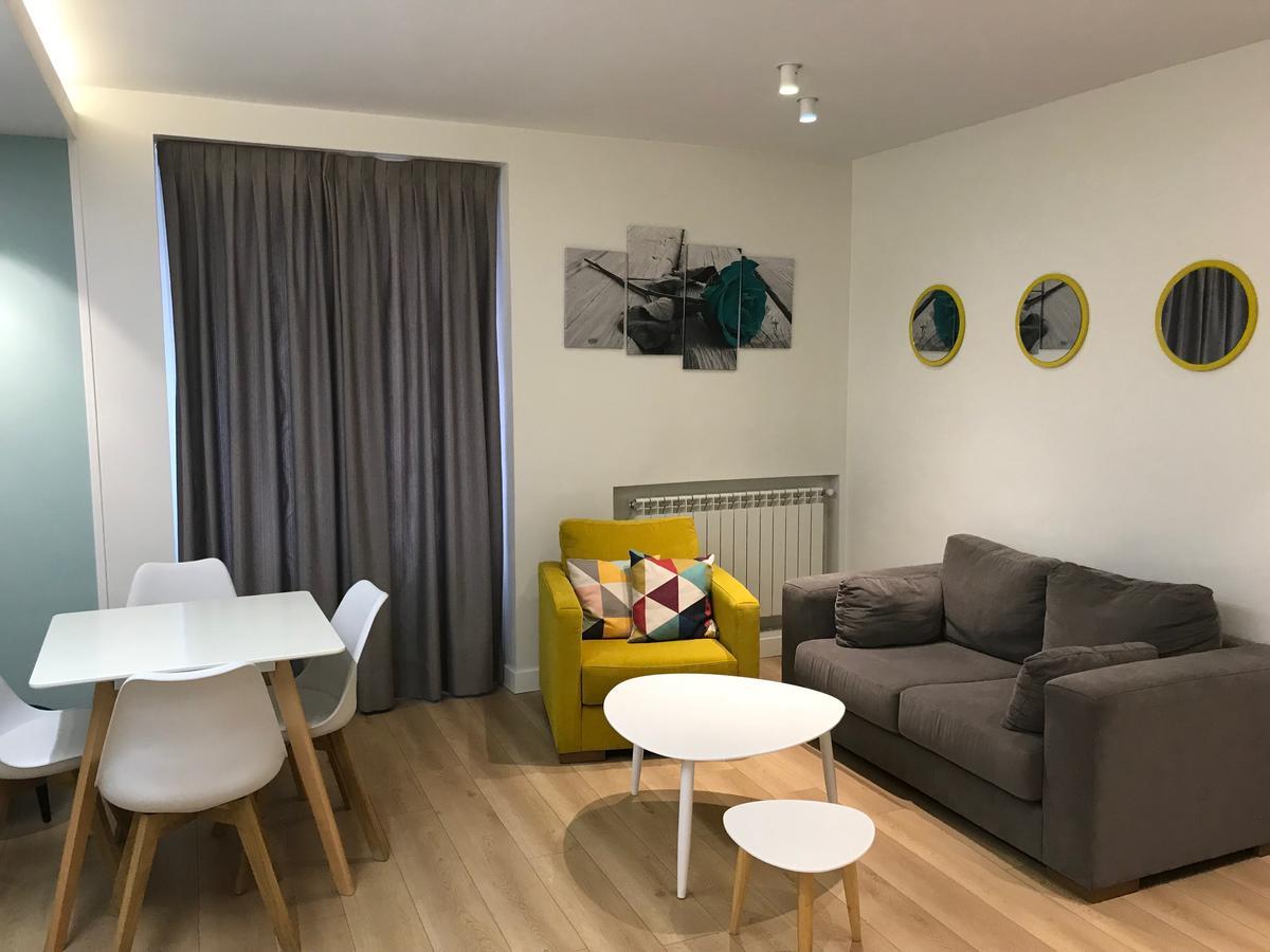 Apartamentos Apolo Мадрид Екстер'єр фото